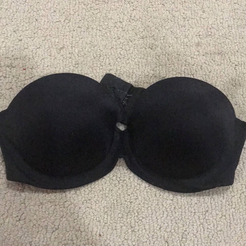 very supportive black strapless push up bra